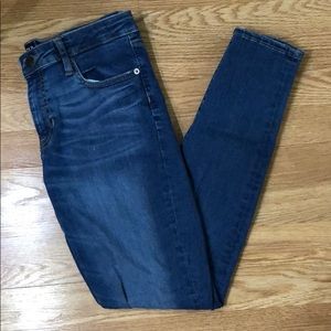 Women’s size 8 denim blue jeans